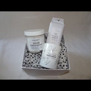 Bath/spa product, gift wrapped.